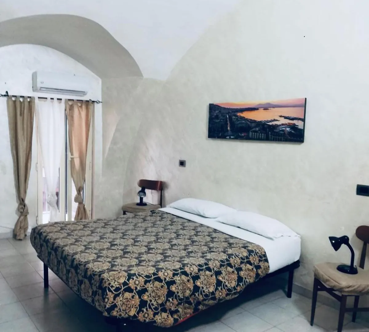 House Romantic Nápoles